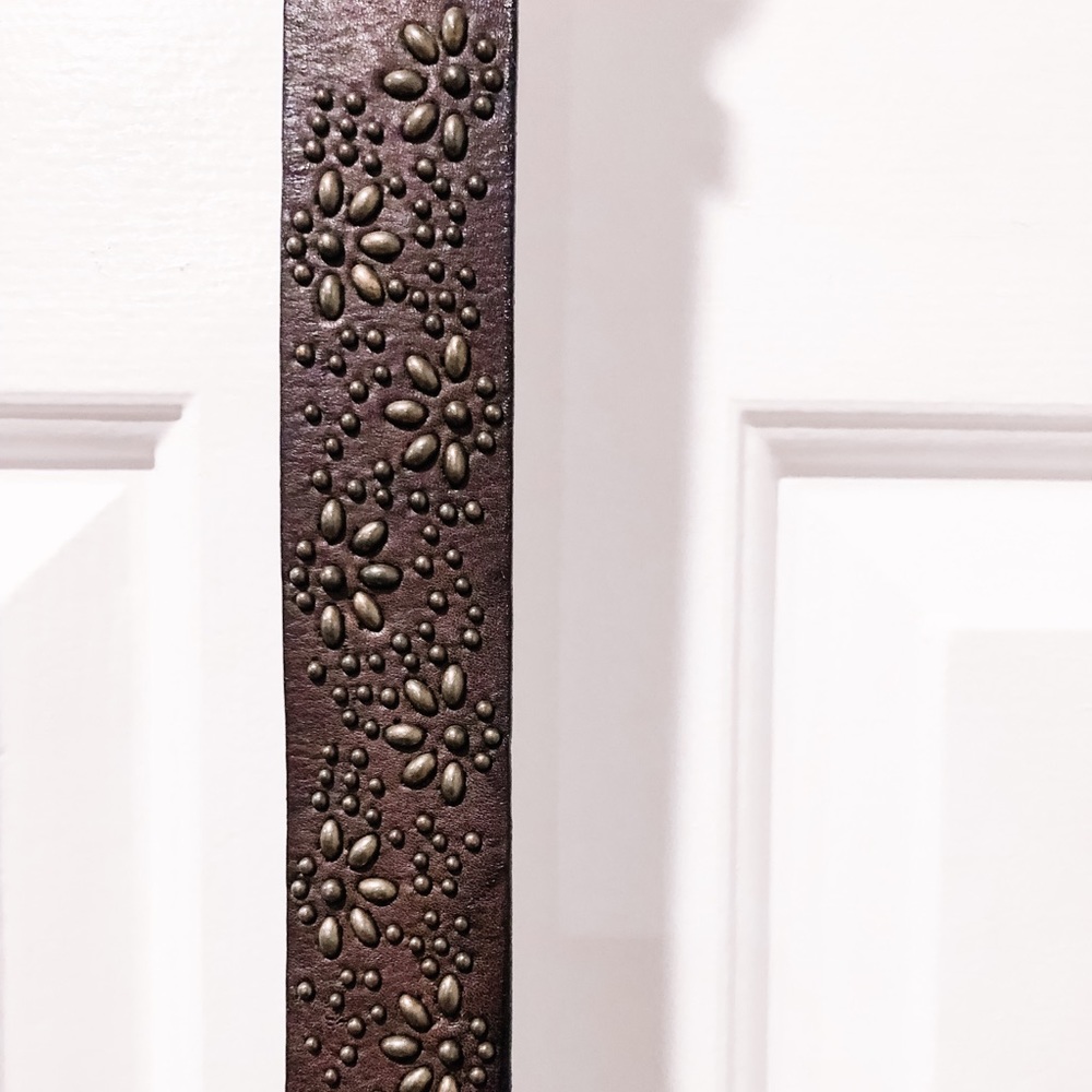 Ambercrombie & Fitch Studded Belt